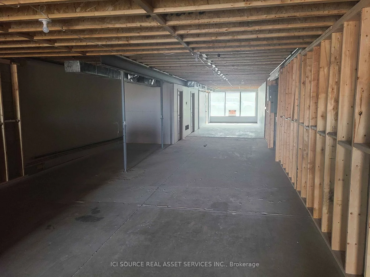 410, Chrislea, East Woodbridge, Vaughan