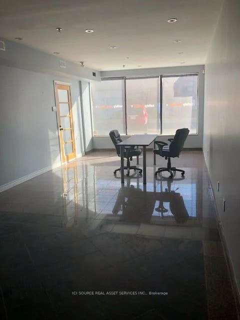 410, Chrislea, East Woodbridge, Vaughan