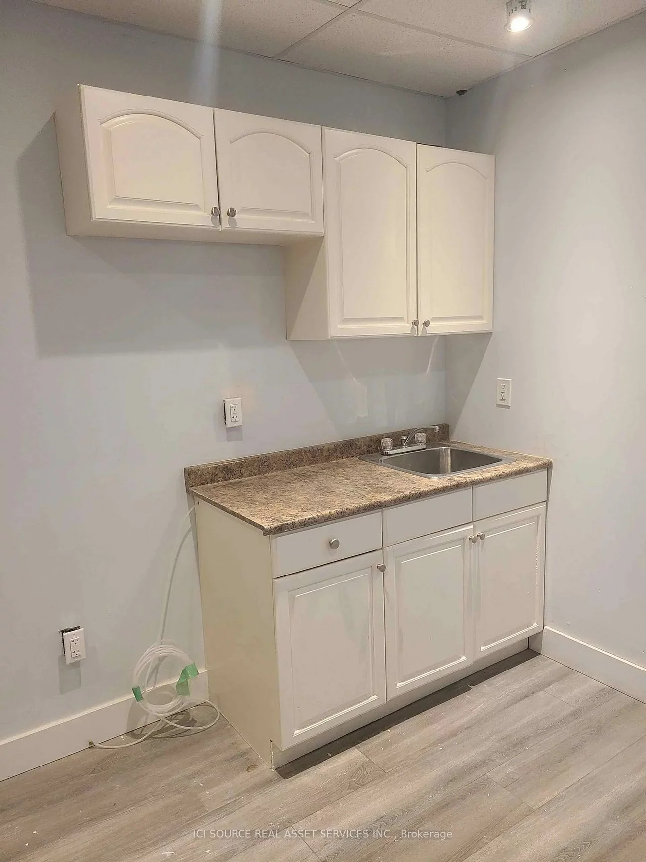 410, Chrislea, East Woodbridge, Vaughan