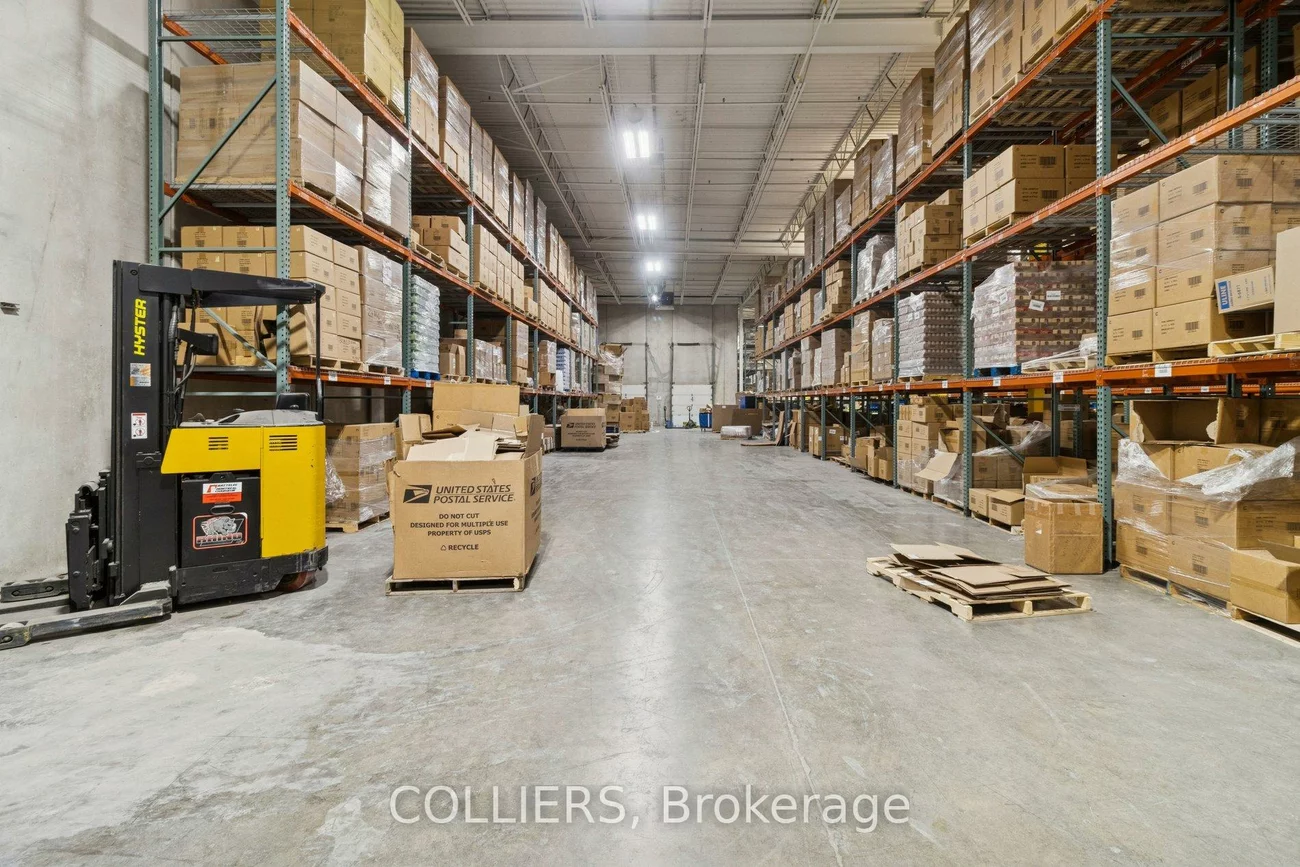 130, Doughton, Vaughan Corporate Centre, Vaughan