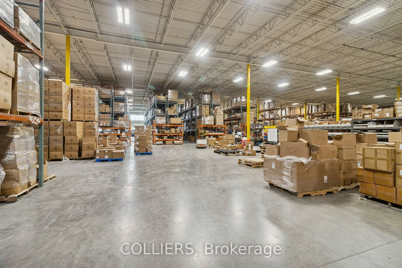 130, Doughton, Vaughan Corporate Centre, Vaughan