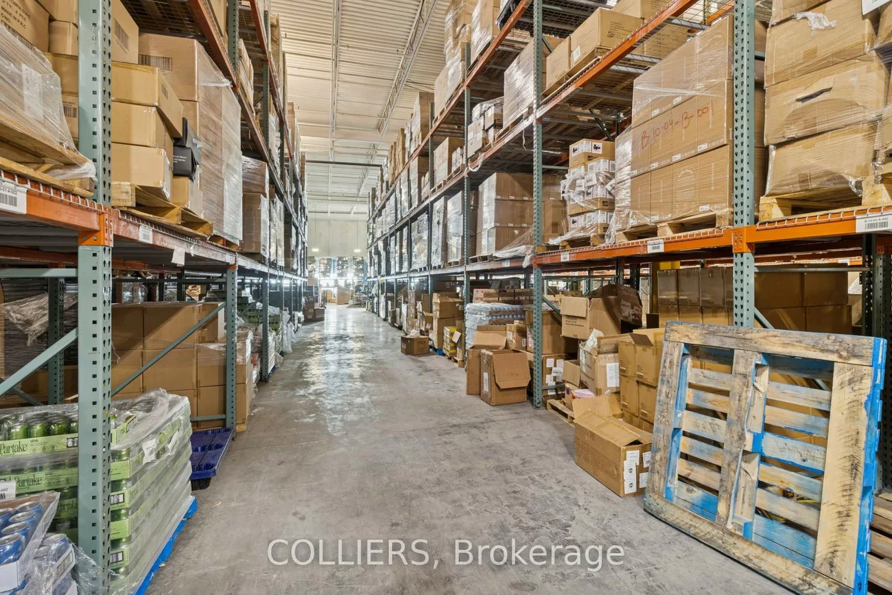 130, Doughton, Vaughan Corporate Centre, Vaughan