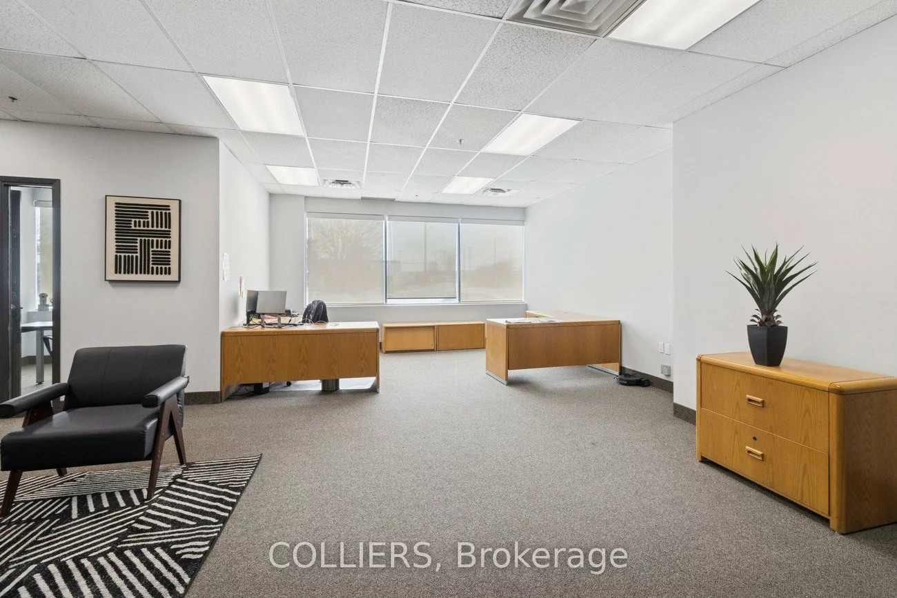 130, Doughton, Vaughan Corporate Centre, Vaughan