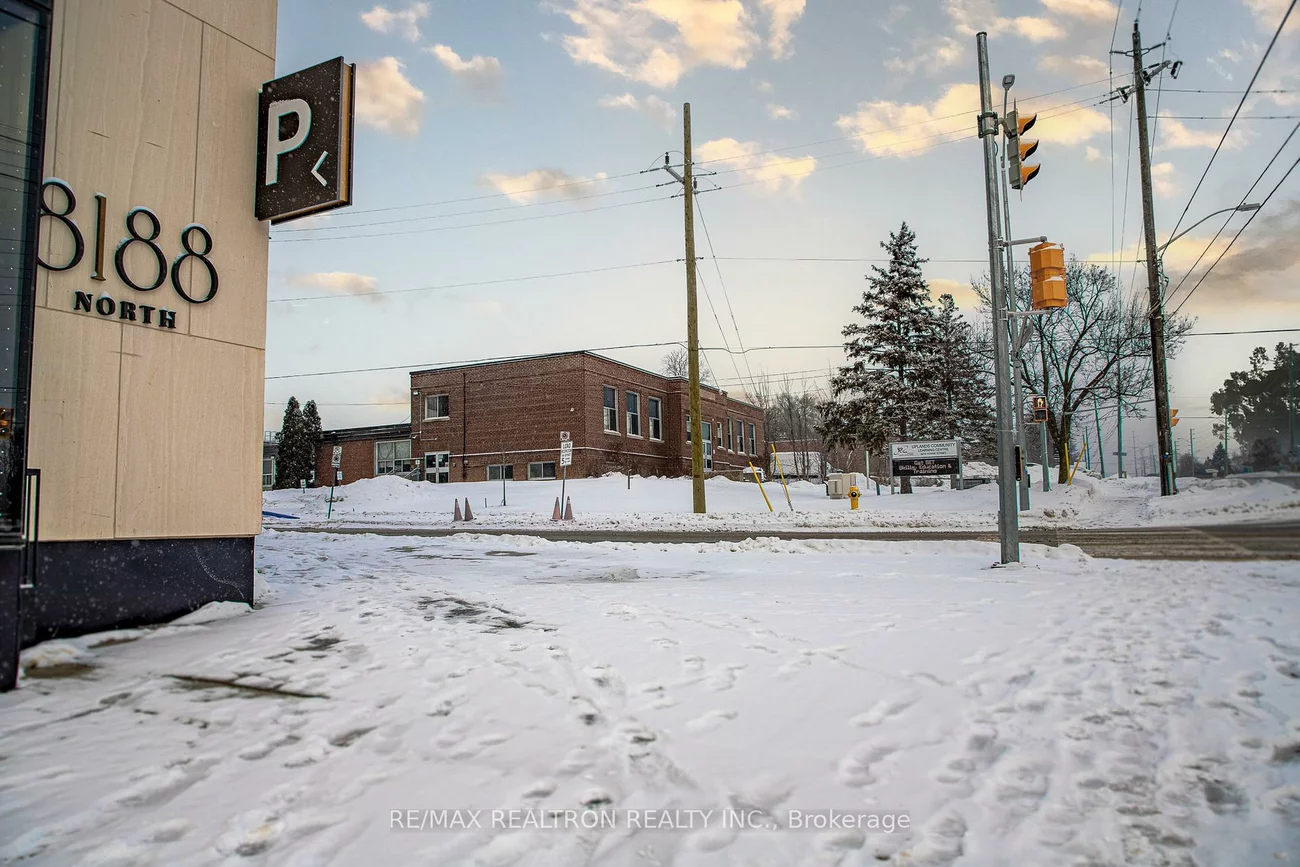 8188, Yonge, Uplands, Vaughan