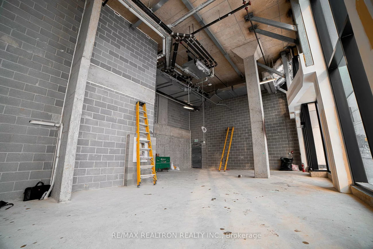 8188, Yonge, Uplands, Vaughan