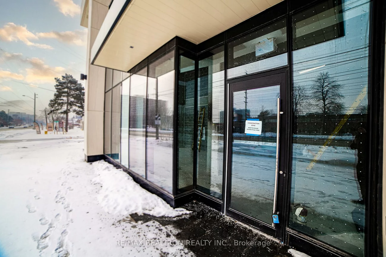 8188, Yonge, Uplands, Vaughan