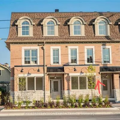 2267, Major Mackenzie, Maple, Vaughan