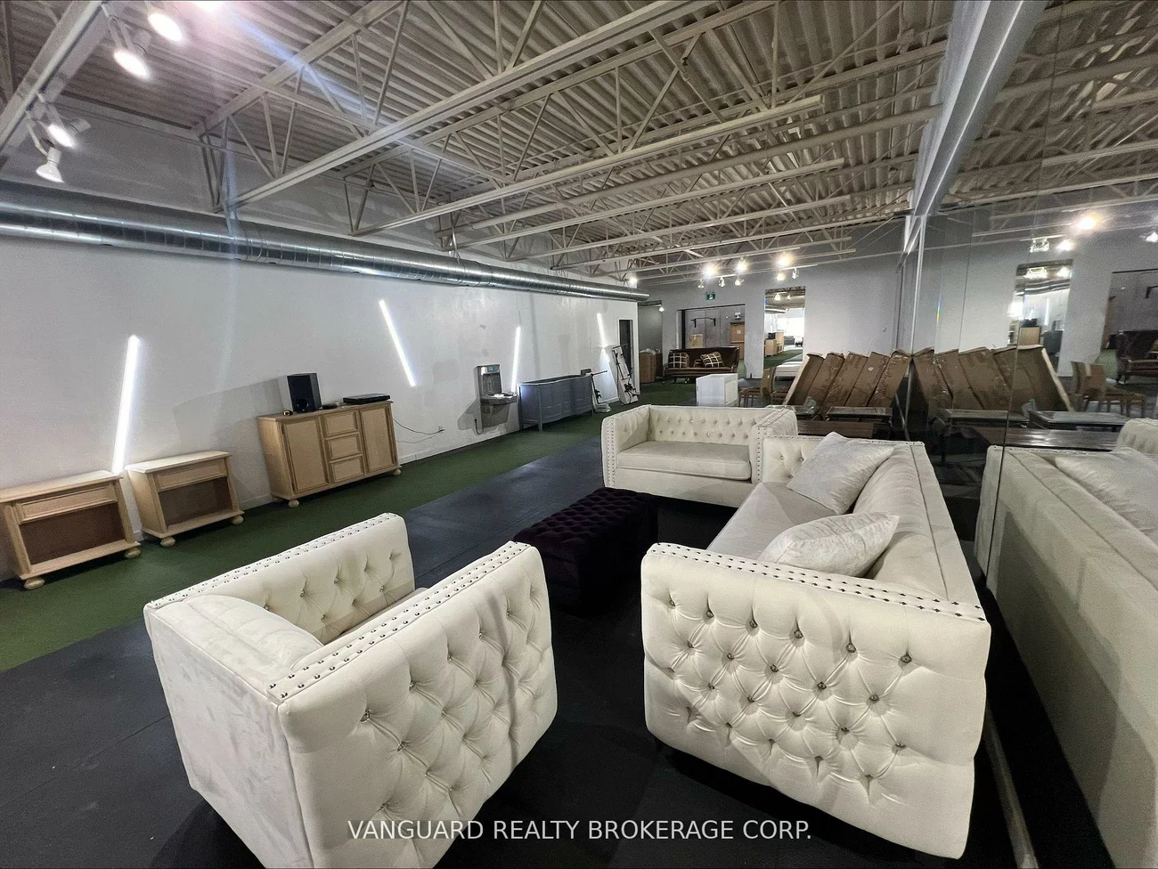 31, Jevlan, East Woodbridge, Vaughan