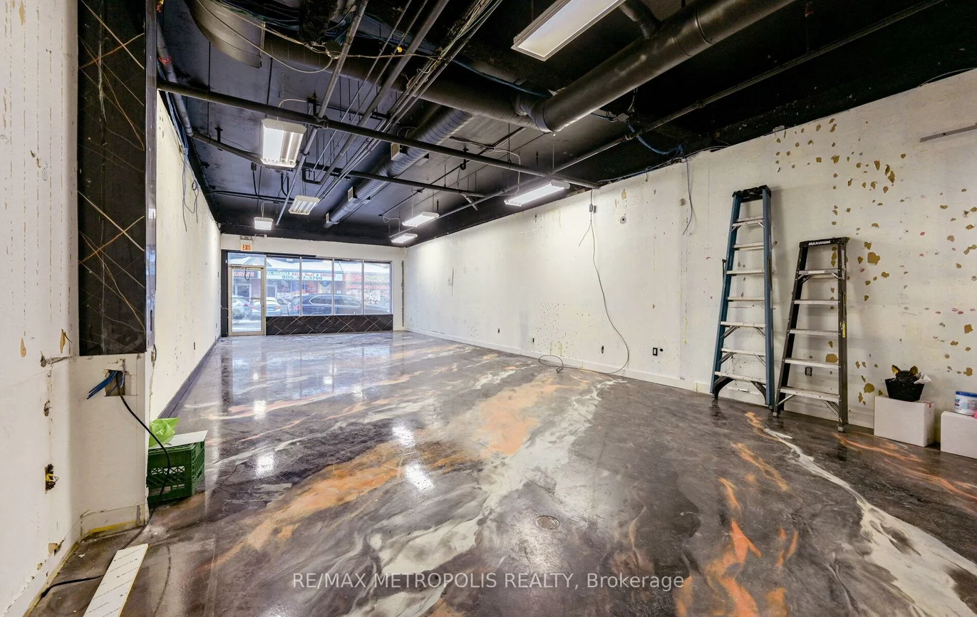 9699, Jane, Maple, Vaughan