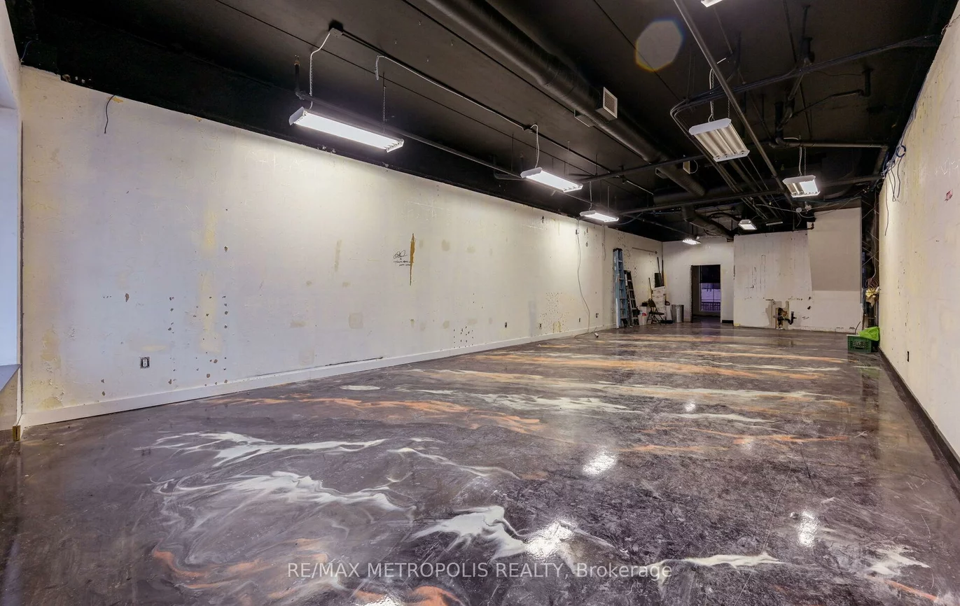 9699, Jane, Maple, Vaughan