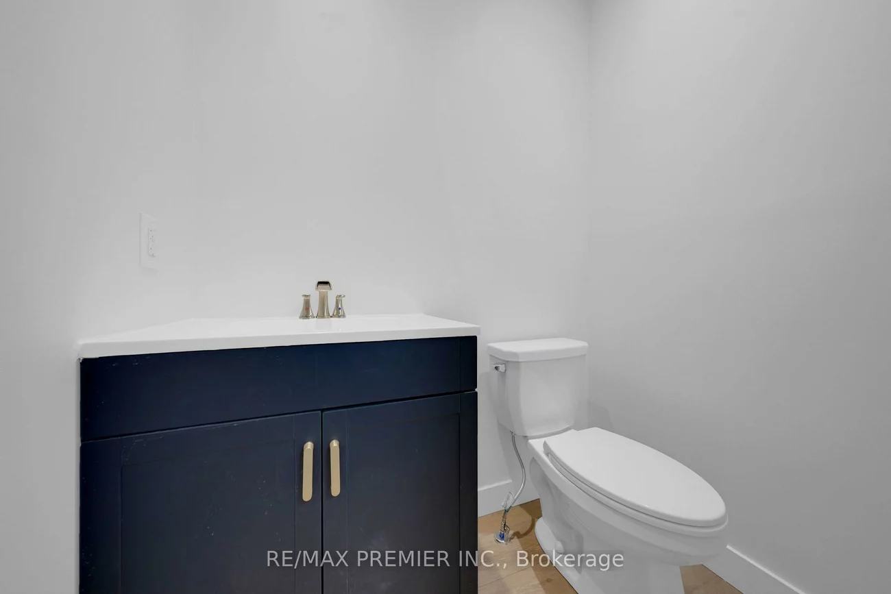 185, Trowers, Pine Valley Business Park, Vaughan