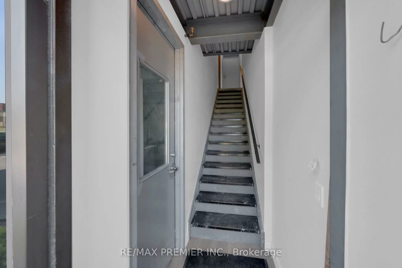 185, Trowers, Pine Valley Business Park, Vaughan