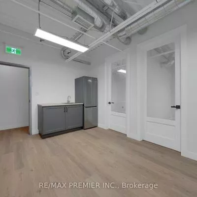 185, Trowers, Pine Valley Business Park, Vaughan