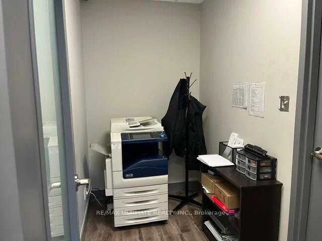 261, Chrislea, East Woodbridge, Vaughan