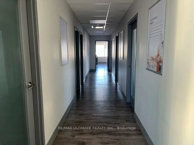 261, Chrislea, East Woodbridge, Vaughan