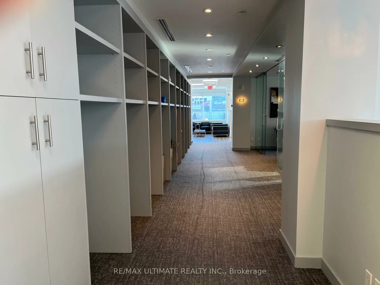 261, Chrislea, East Woodbridge, Vaughan