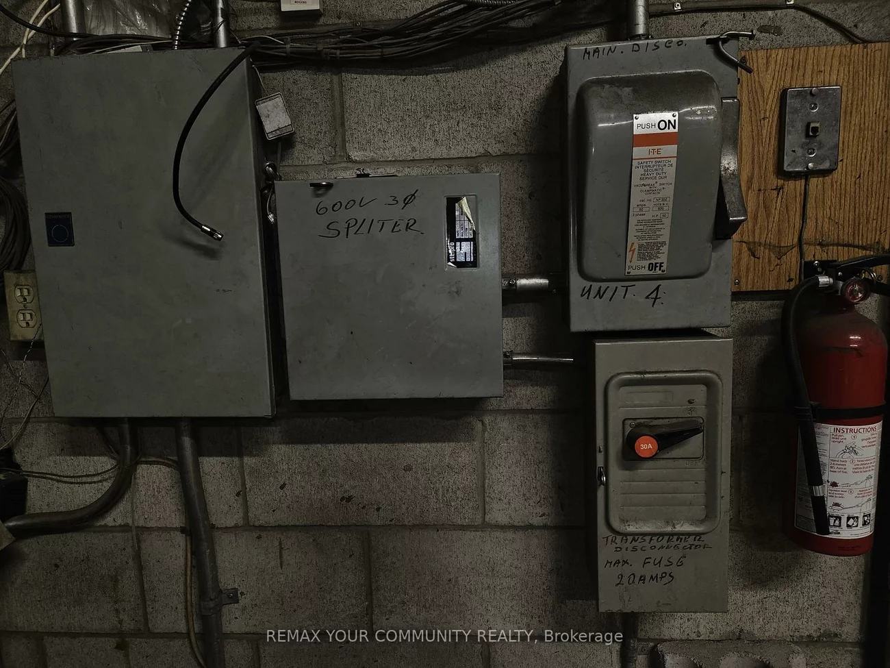 139, Woodstream, Vaughan Grove, Vaughan