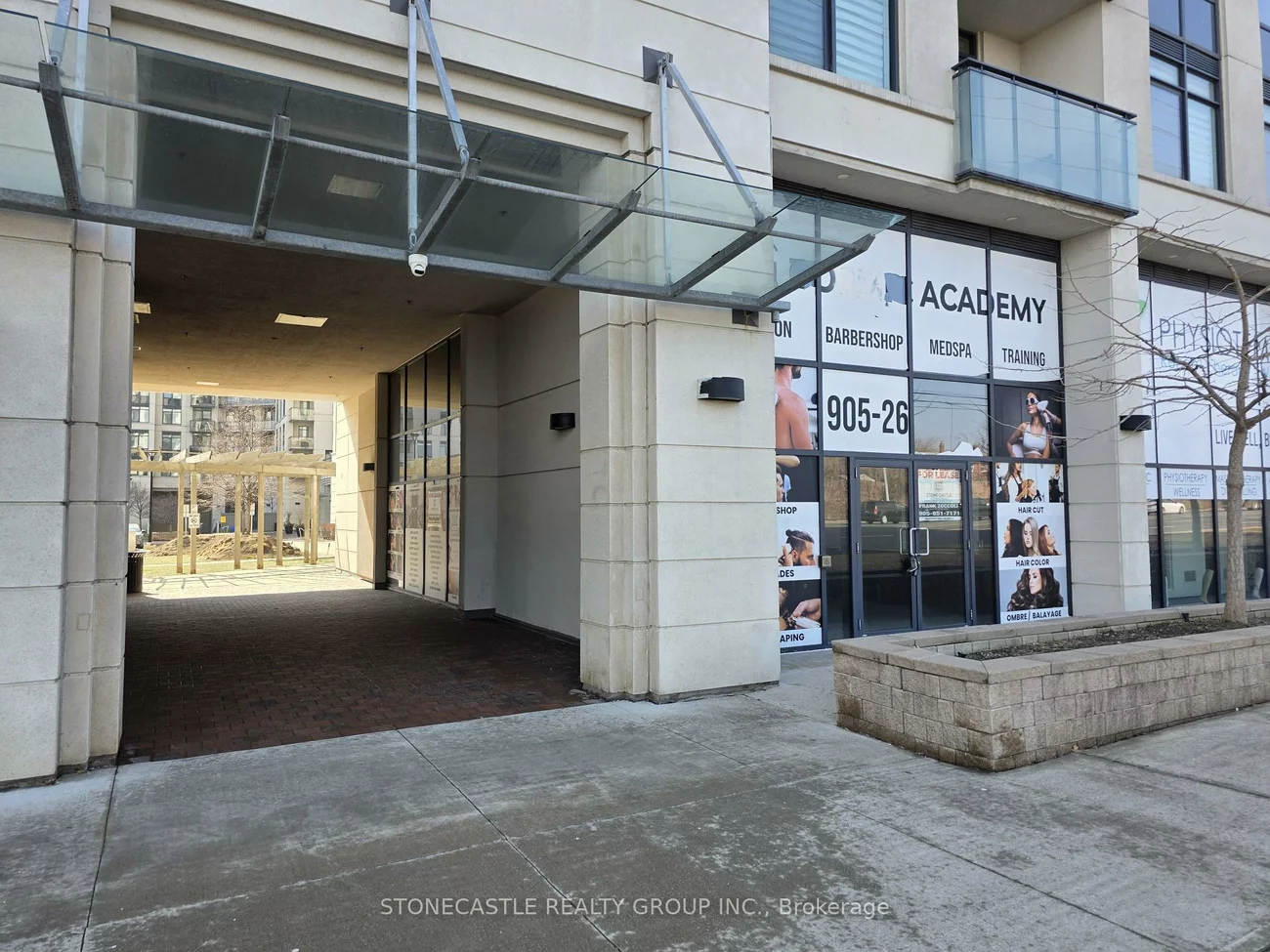 12, Woodstream, Vaughan Grove, Vaughan