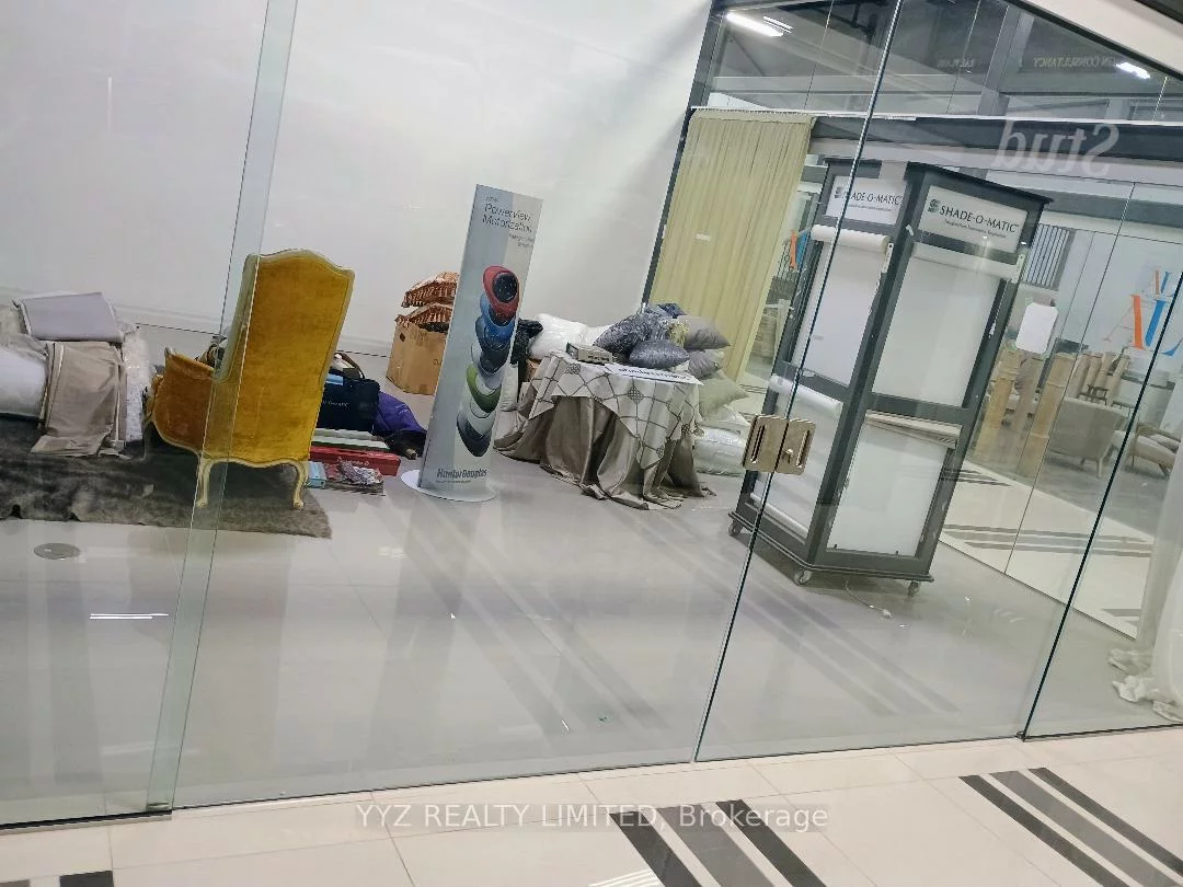 7250, keele st, Concord, Vaughan