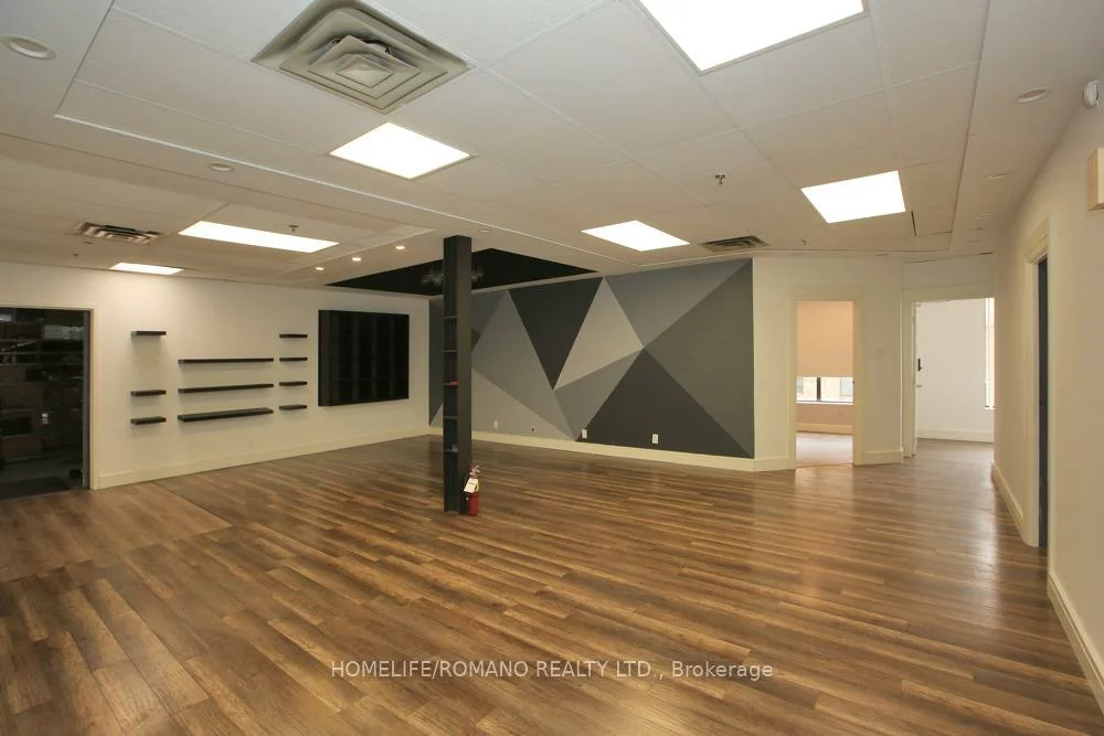 155, Caster, Pine Valley Business Park, Vaughan