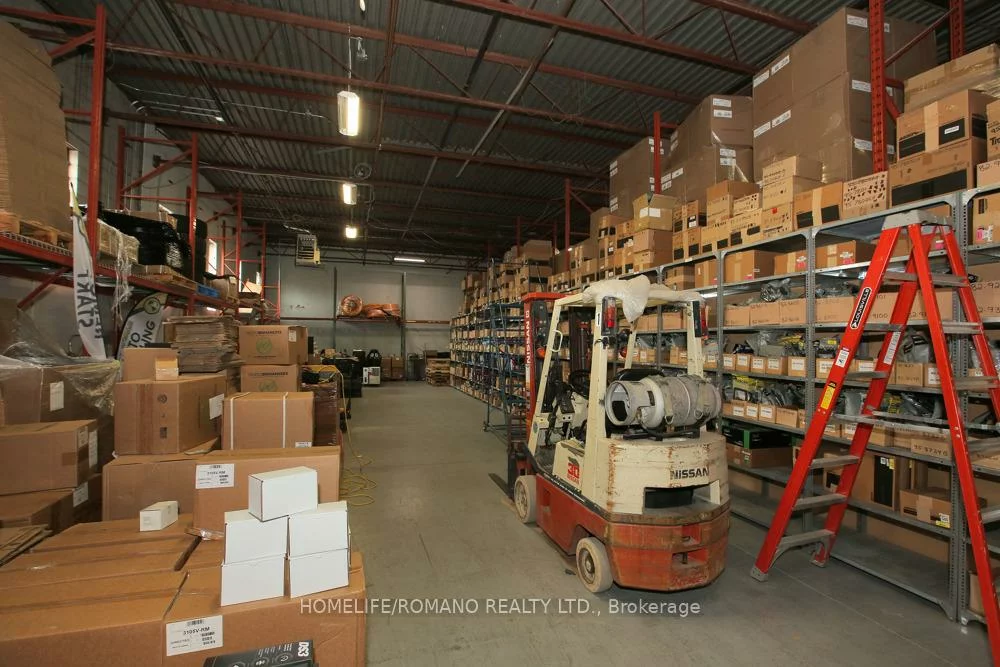 155, Caster, Pine Valley Business Park, Vaughan