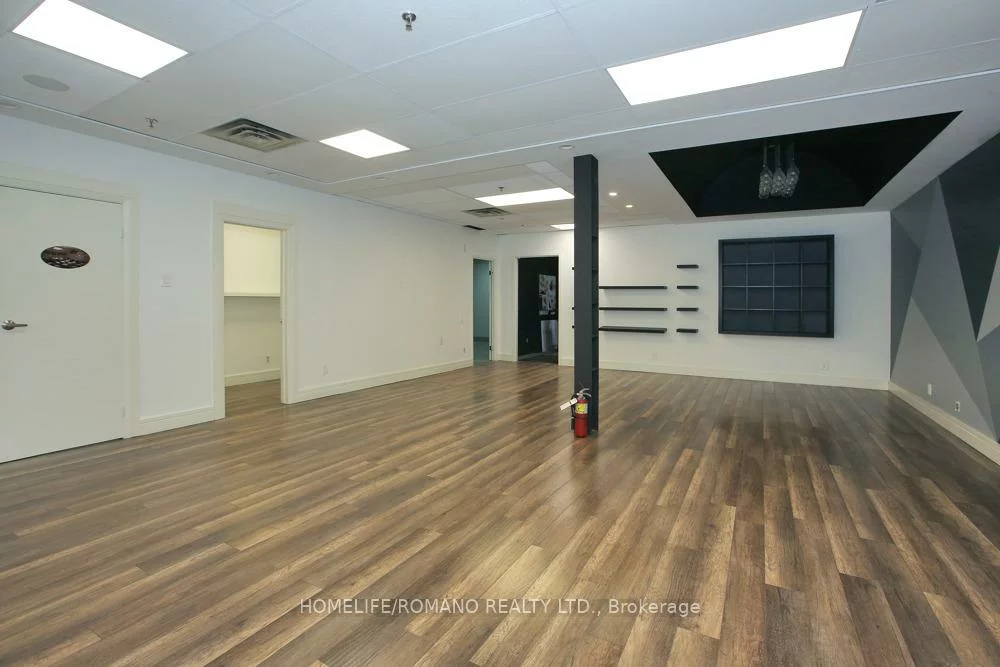 155, Caster, Pine Valley Business Park, Vaughan