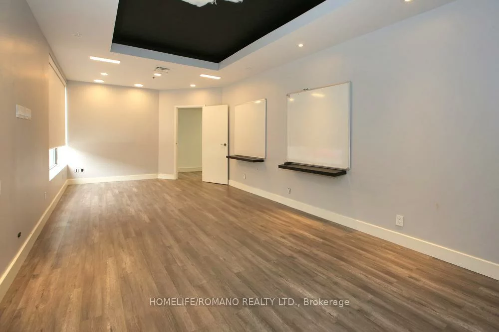 155, Caster, Pine Valley Business Park, Vaughan