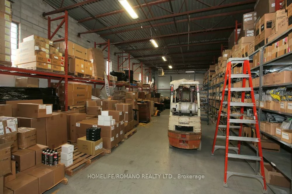 155, Caster, Pine Valley Business Park, Vaughan