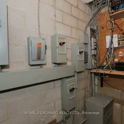 155, Caster, Pine Valley Business Park, Vaughan