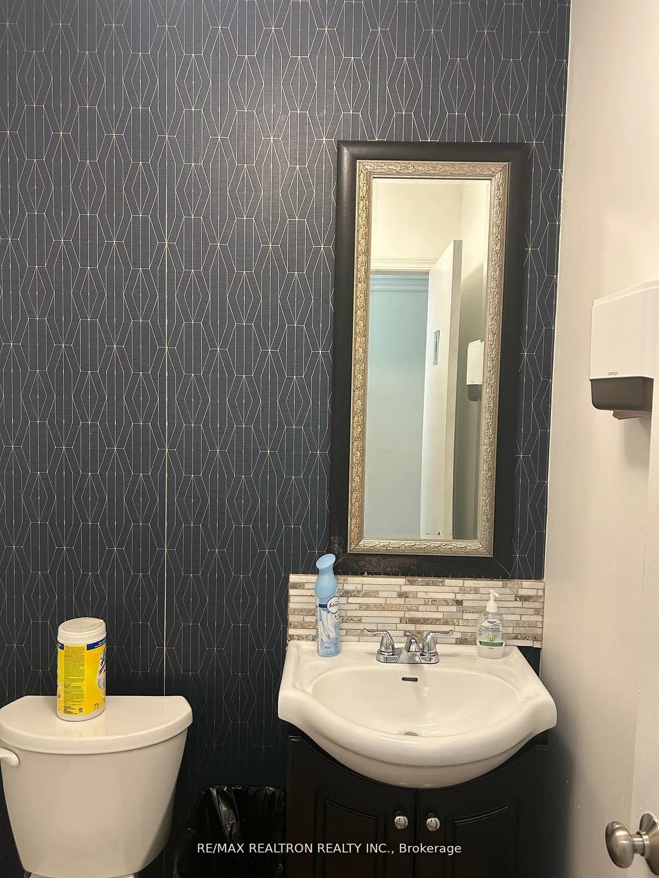 16, Spinnaker, Concord, Vaughan