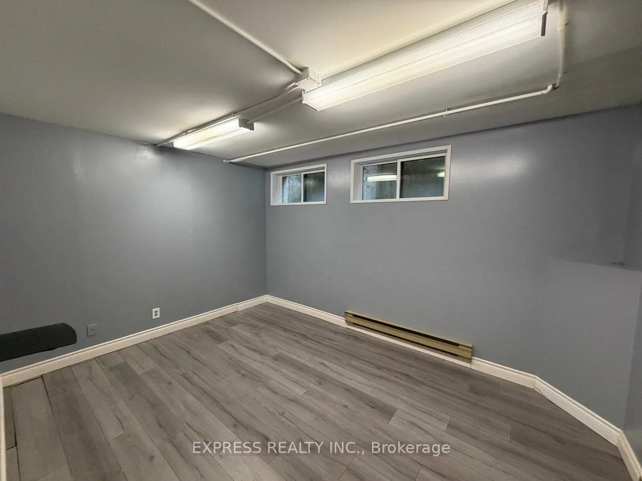 8300, Yonge, Uplands, Vaughan