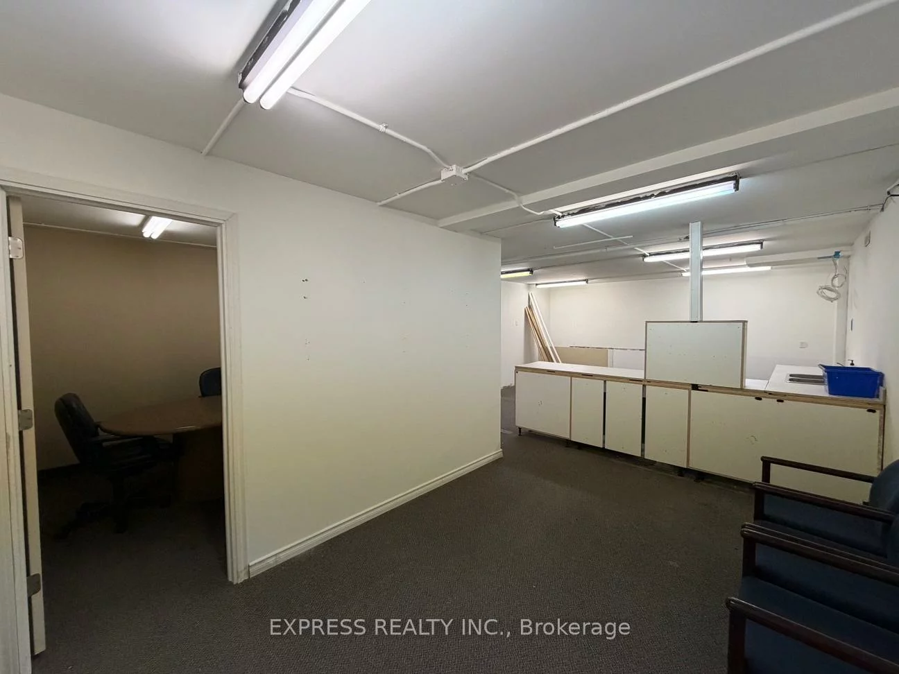 8300, Yonge, Uplands, Vaughan