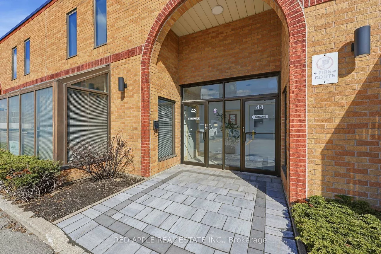 400, Creditstone, East Woodbridge, Vaughan