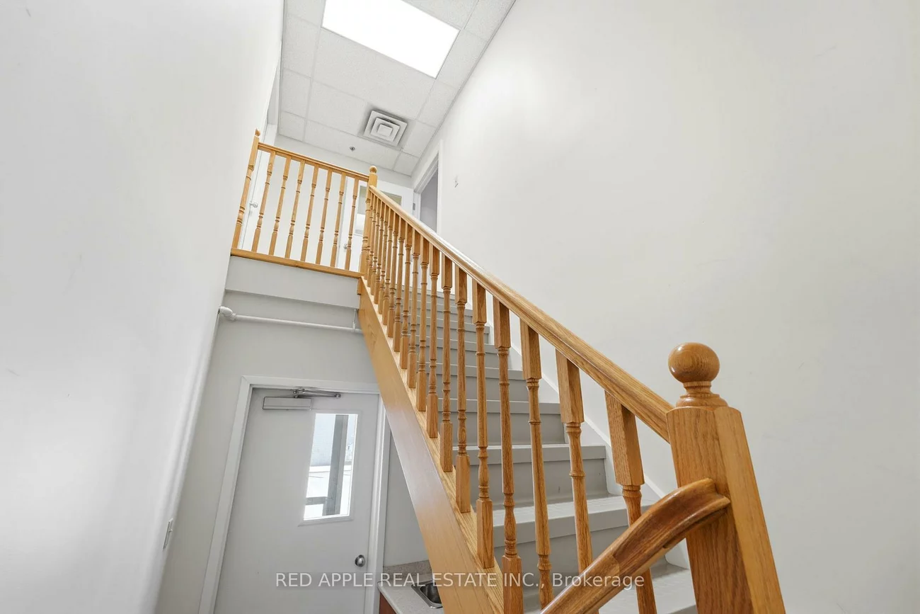 400, Creditstone, East Woodbridge, Vaughan