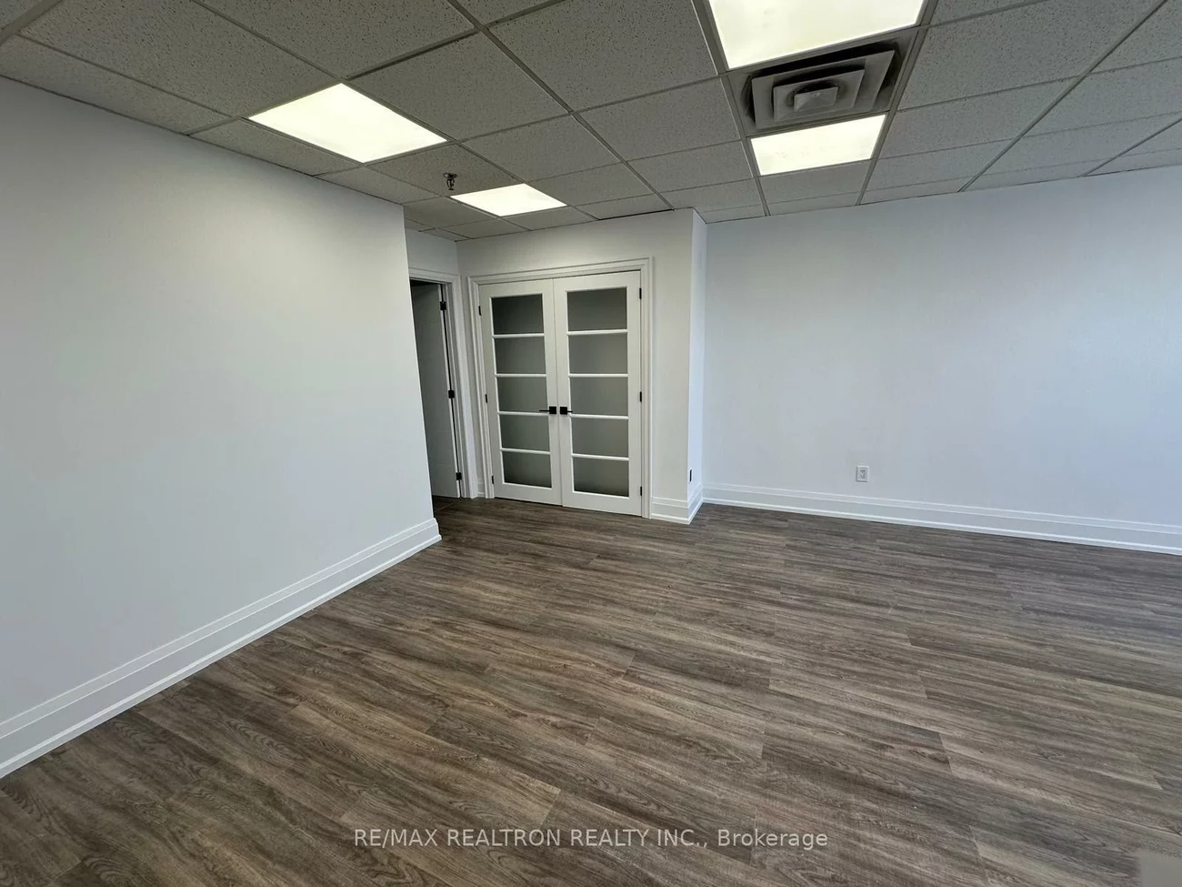 8111, Jane, Concord, Vaughan