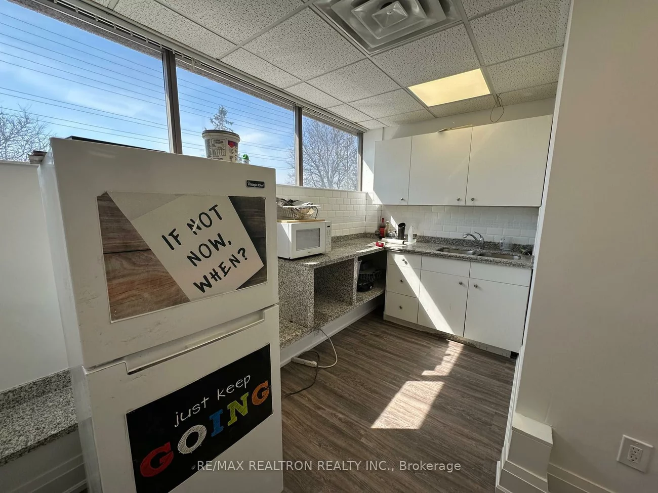 8111, Jane, Concord, Vaughan