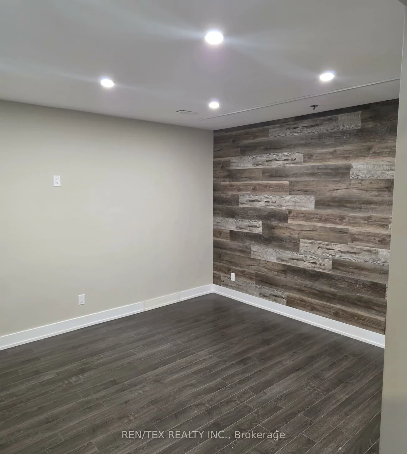 30, MacIntosh, Concord, Vaughan