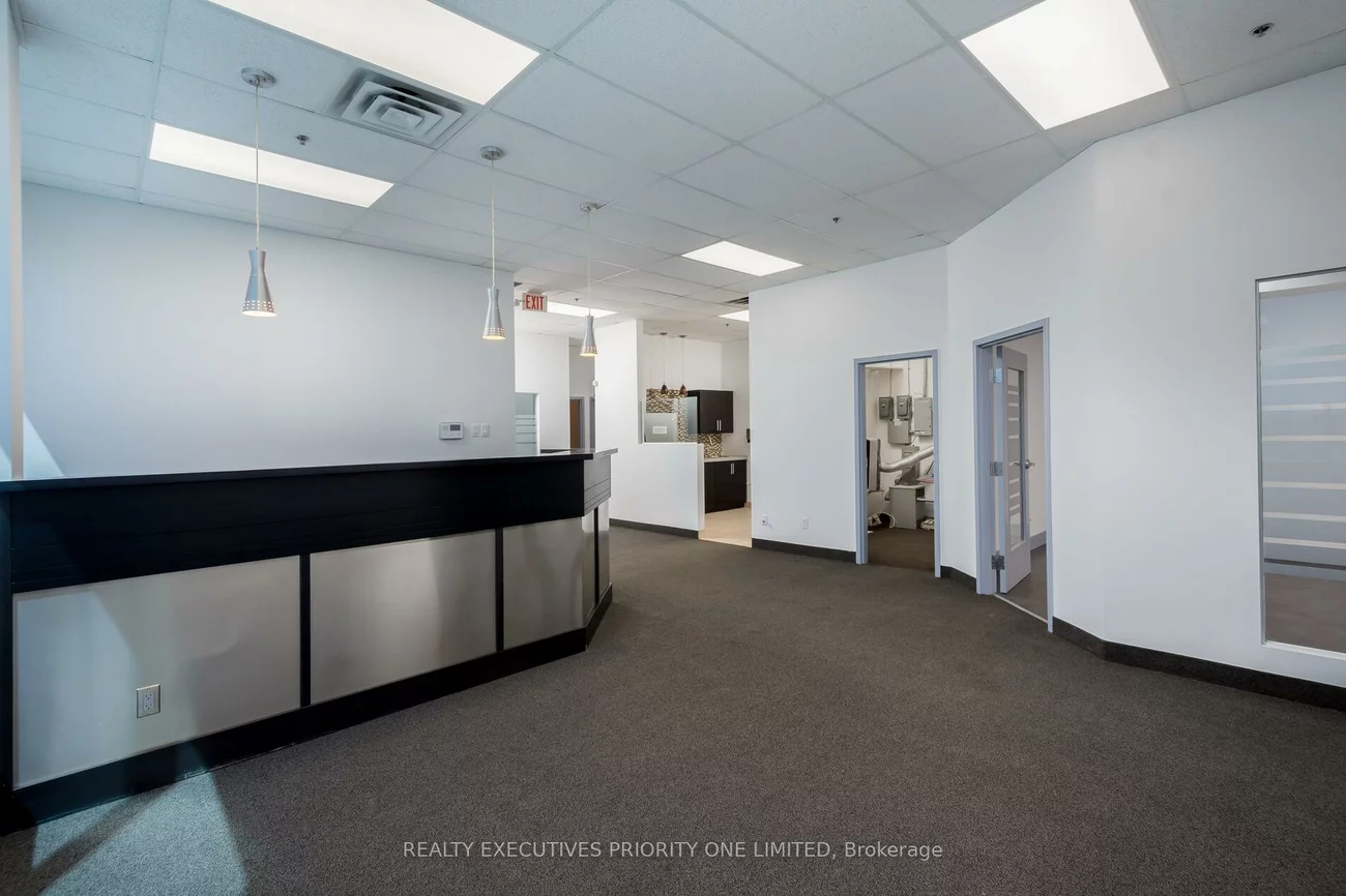 661, Chrislea, East Woodbridge, Vaughan