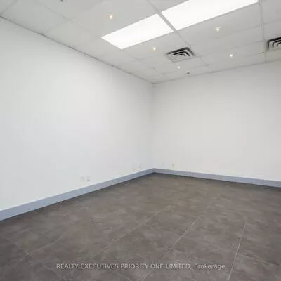 661, Chrislea, East Woodbridge, Vaughan