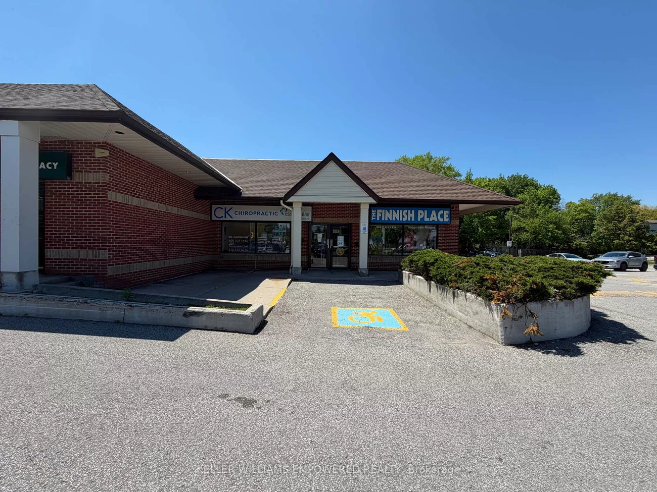 7670, Yonge, Crestwood-Springfarm-Yorkhill, Vaughan
