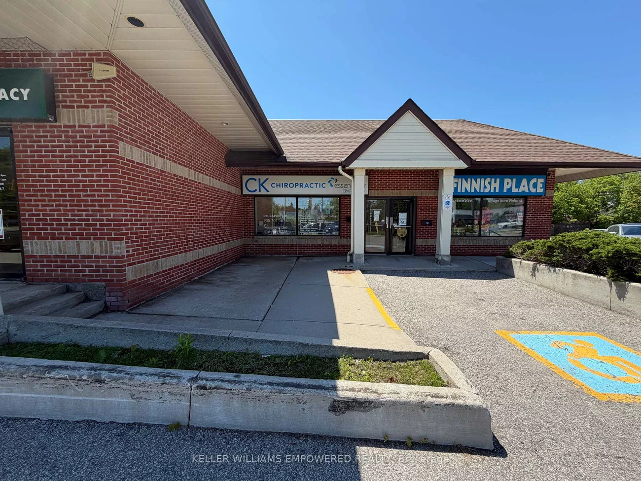 7670, Yonge, Crestwood-Springfarm-Yorkhill, Vaughan