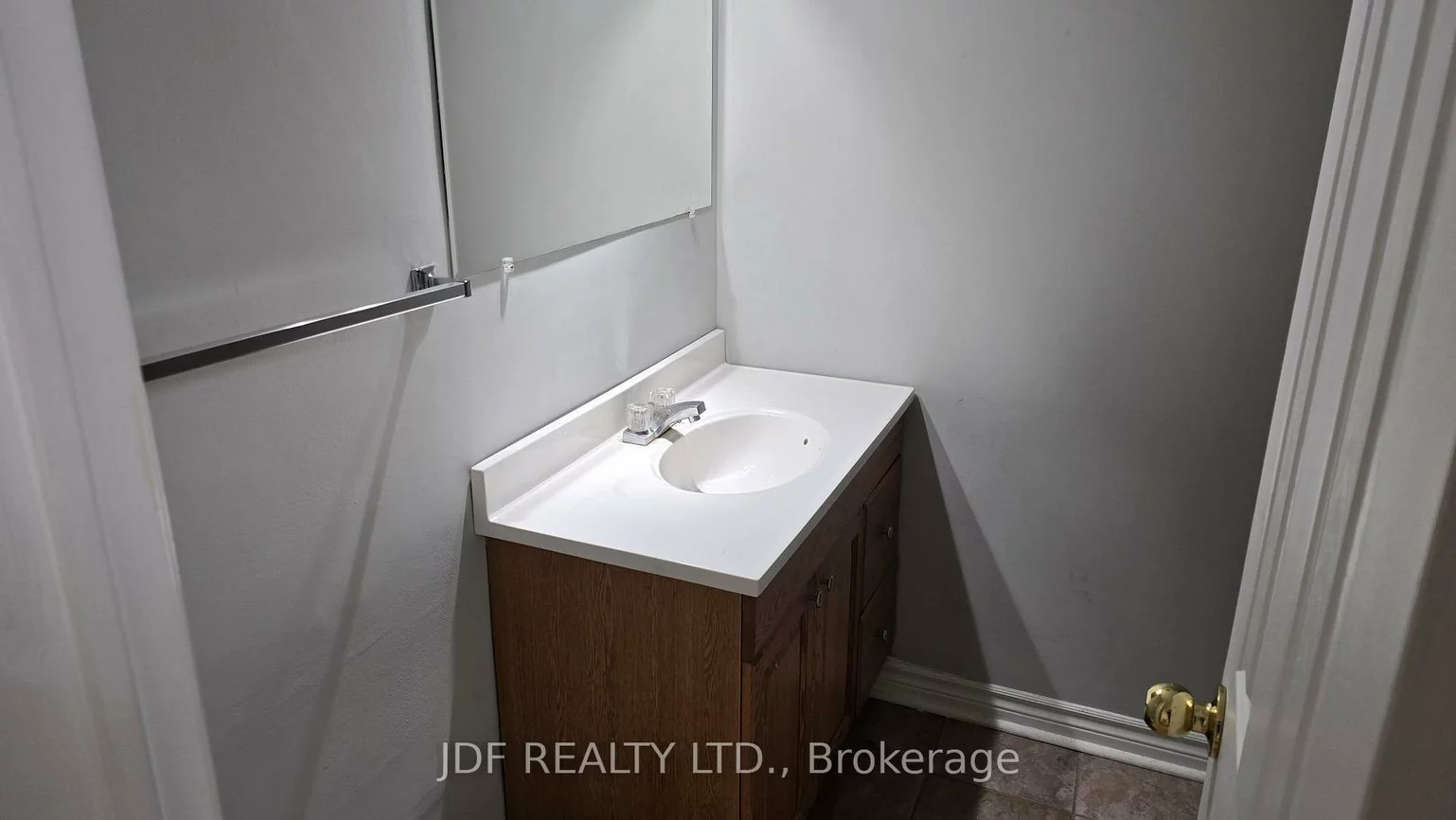 471, Jevlan, East Woodbridge, Vaughan