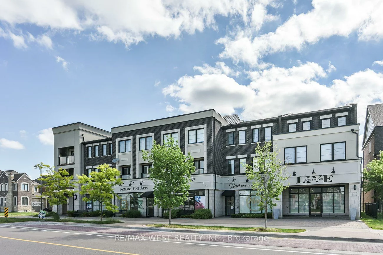 401, Kleinburg Summit, Kleinburg, Vaughan