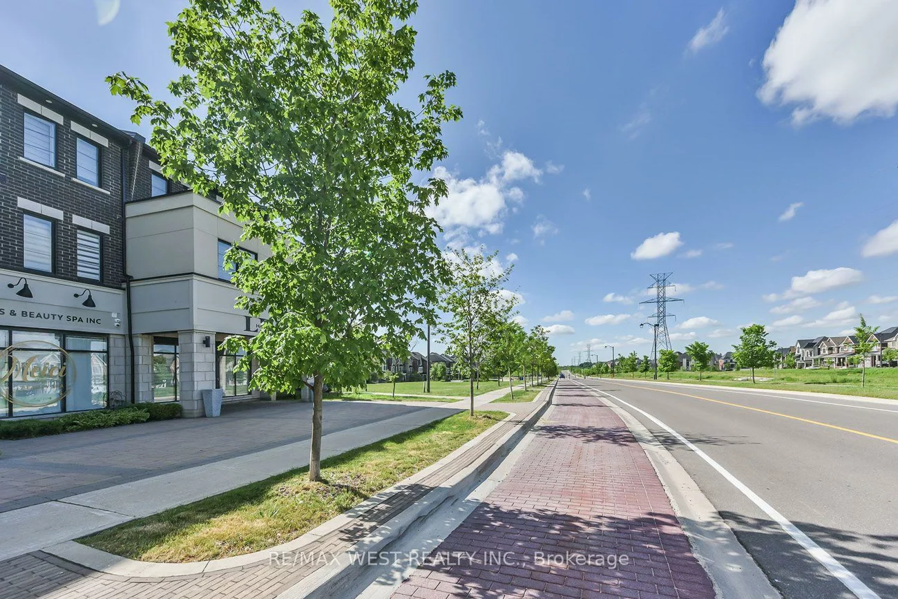401, Kleinburg Summit, Kleinburg, Vaughan
