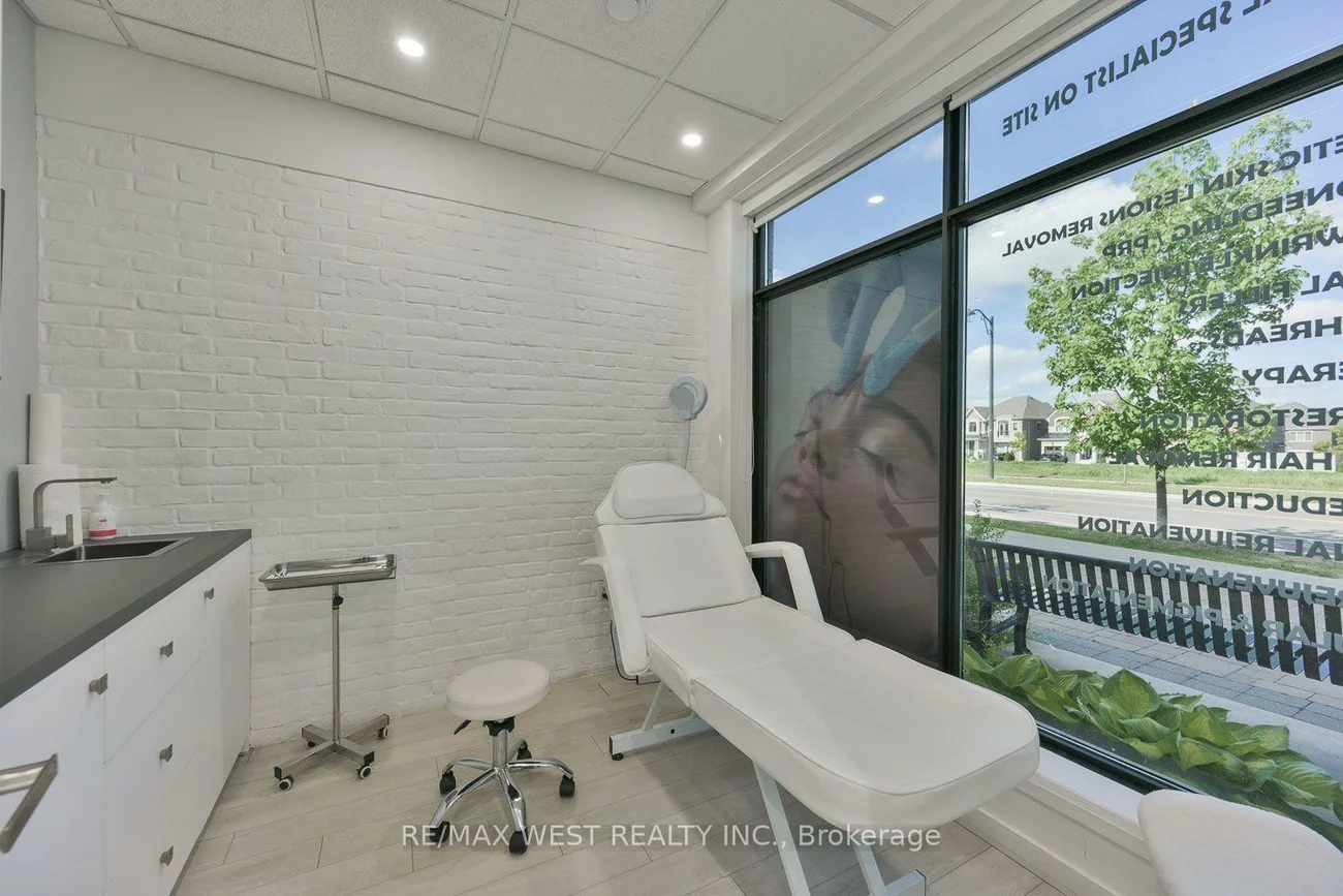 401, Kleinburg Summit, Kleinburg, Vaughan