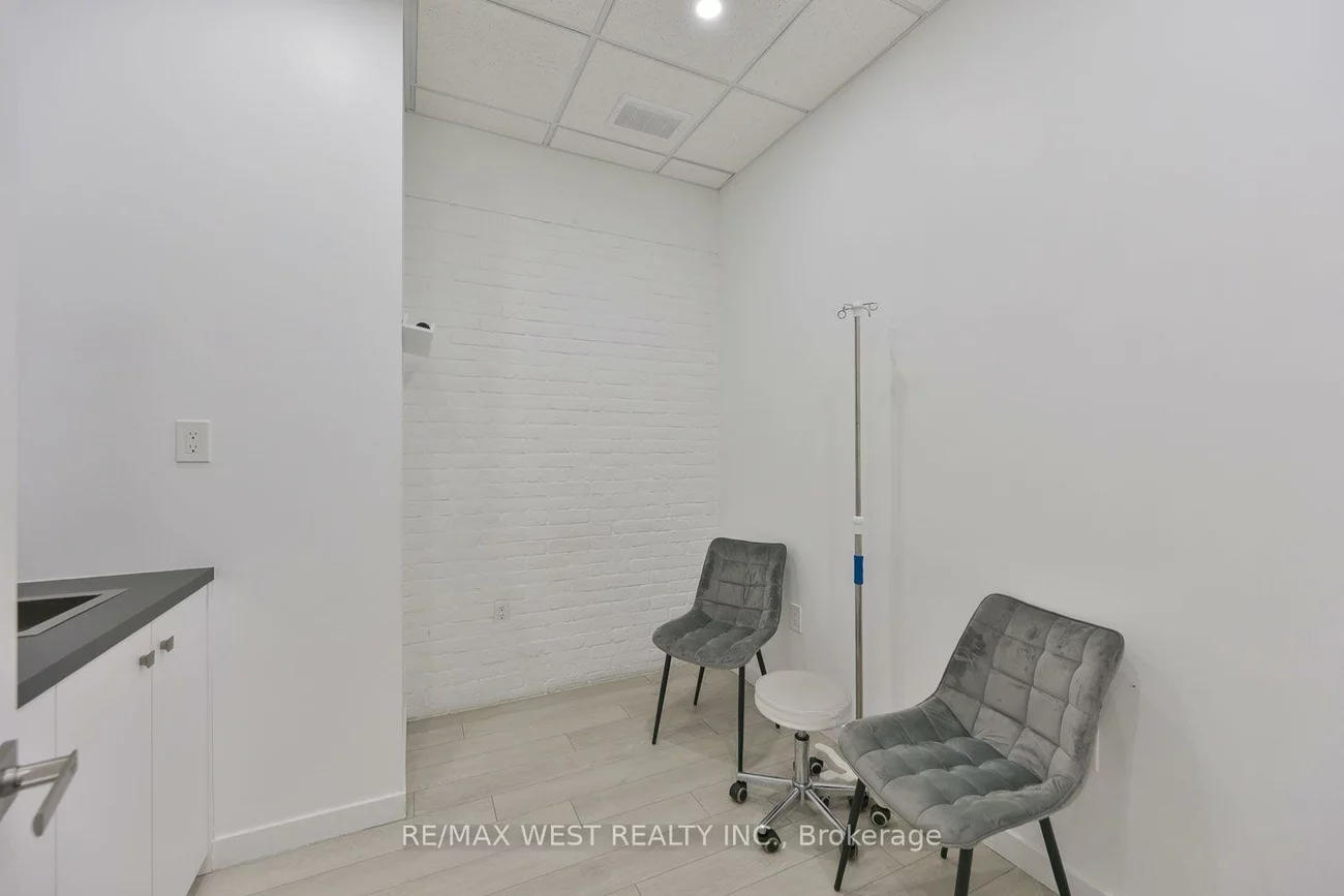 401, Kleinburg Summit, Kleinburg, Vaughan
