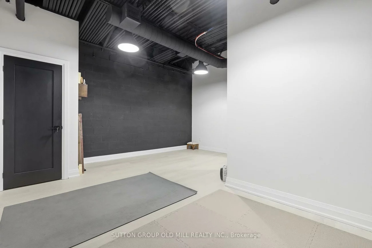 8611, Weston, East Woodbridge, Vaughan