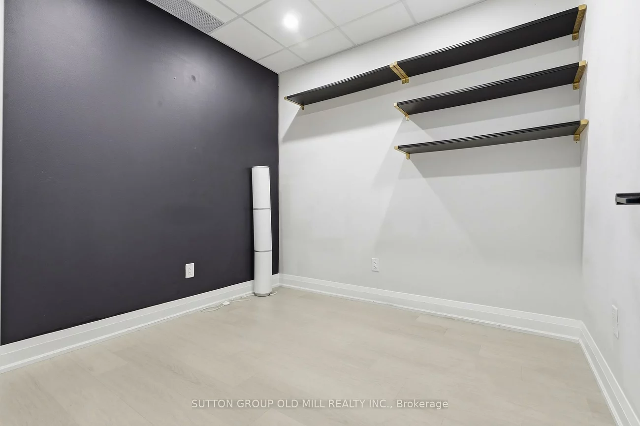 8611, Weston, East Woodbridge, Vaughan