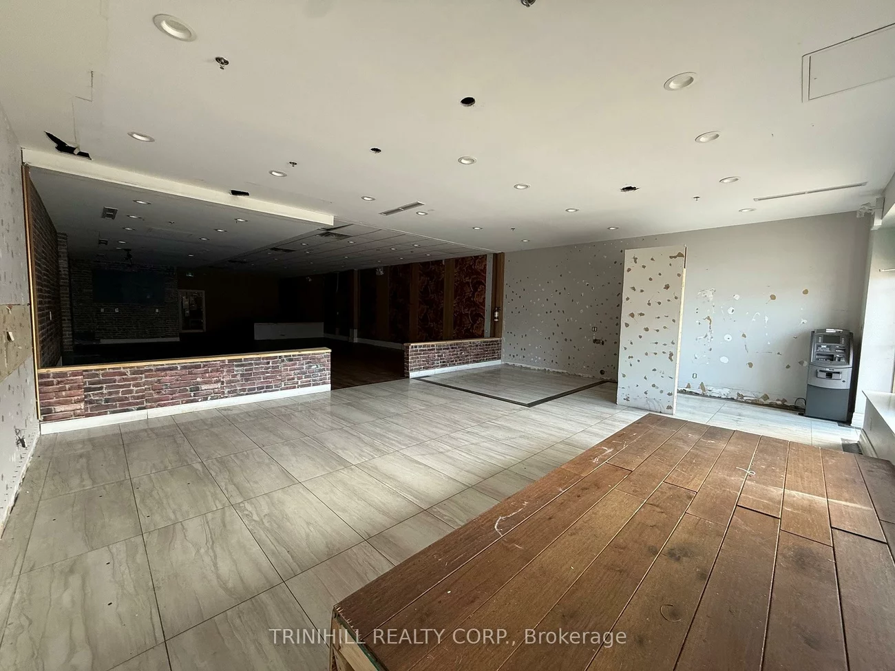 3650, Langstaff, East Woodbridge, Vaughan