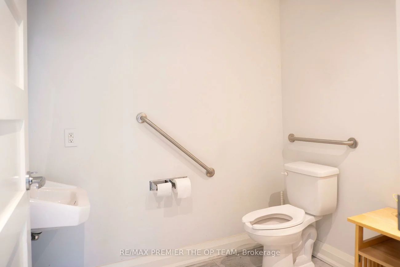 2900, Langstaff, Concord, Vaughan